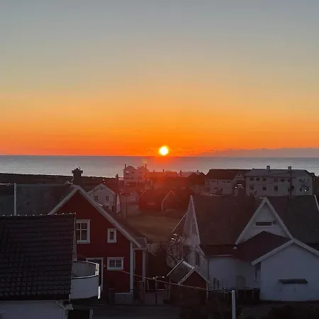 Apartment Havbris With Sea View In Borhaug, Farsund Borhaug