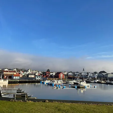 Havbris With Sea View In Borhaug, Farsund Lejlighed
