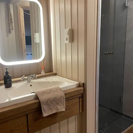Apartment Havbris With Sea View In Borhaug, Farsund *