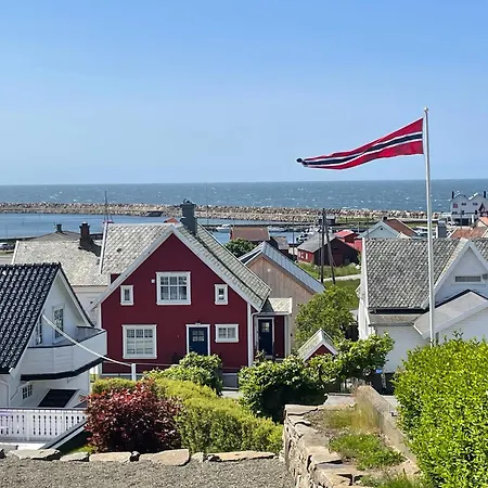Havbris With Sea View In Borhaug, Farsund Borhaug