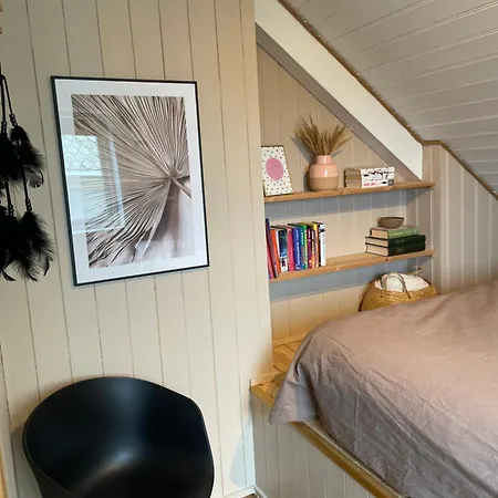 Havbris With Sea View In Borhaug, Farsund Lejlighed