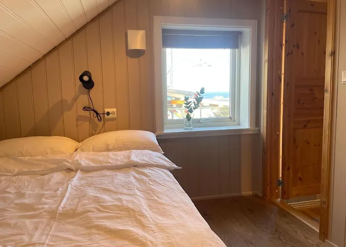 Havbris With Sea View In Borhaug, Farsund *