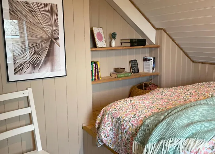 Havbris With Sea View In Borhaug, Farsund Lejlighed *